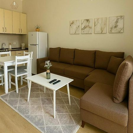 Home Inn Apartaments Tirana Eksteriør billede