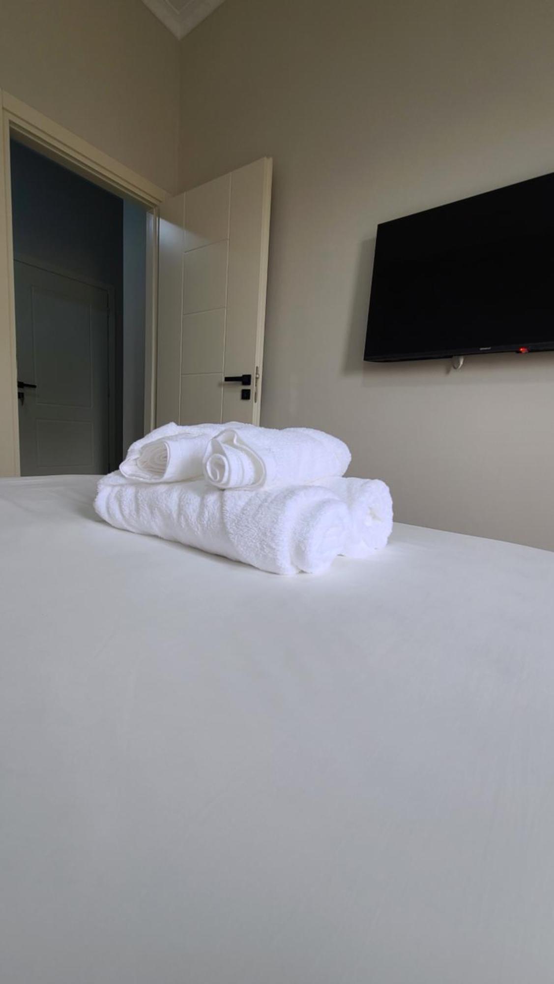 Home Inn Apartaments Tirana Eksteriør billede