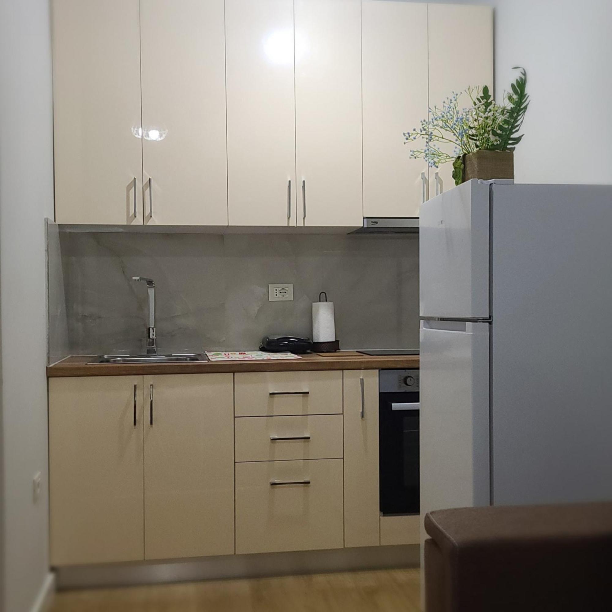 Home Inn Apartaments Tirana Eksteriør billede